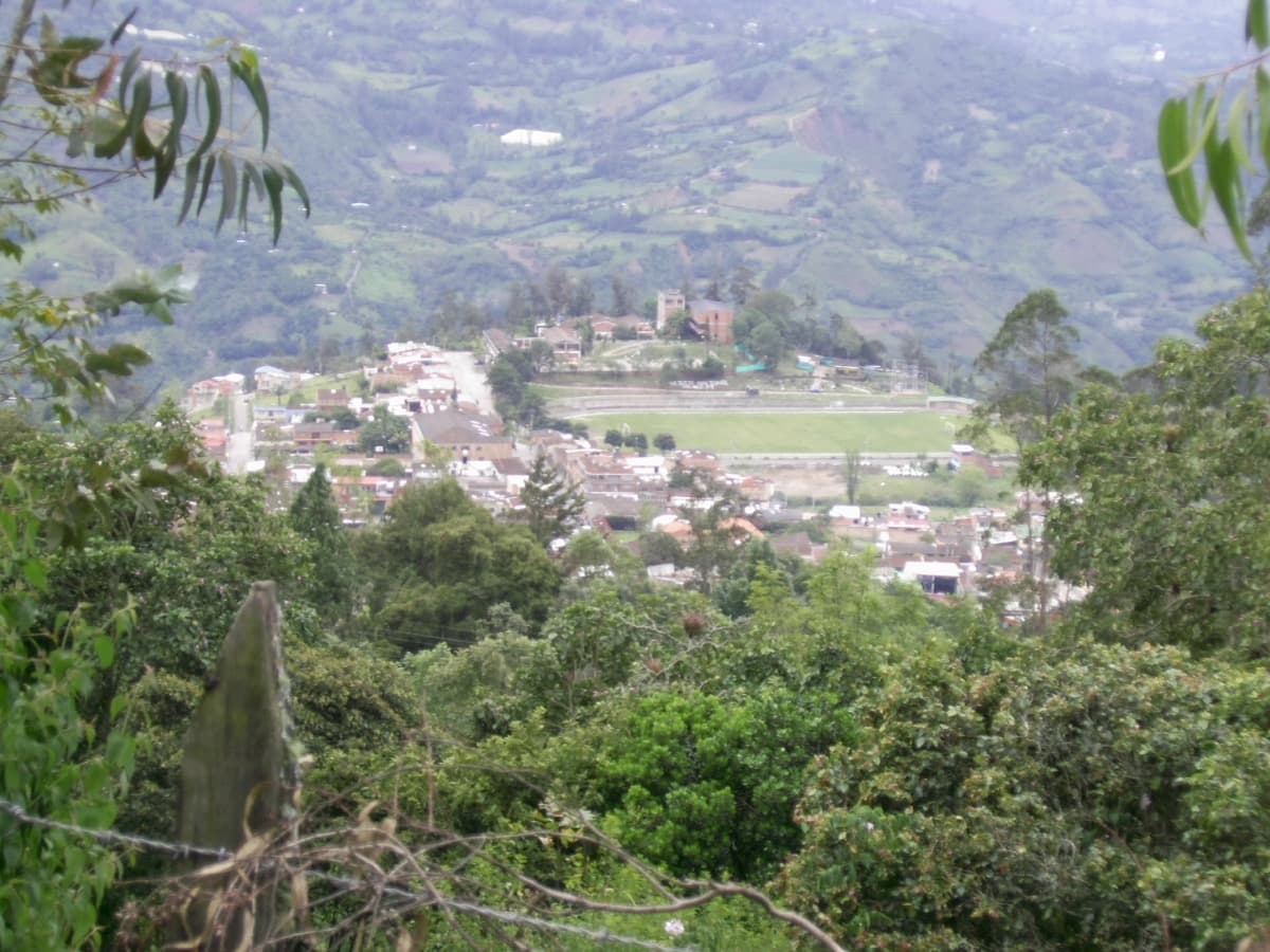 Choachí - Termales y Cascada La Chorrera